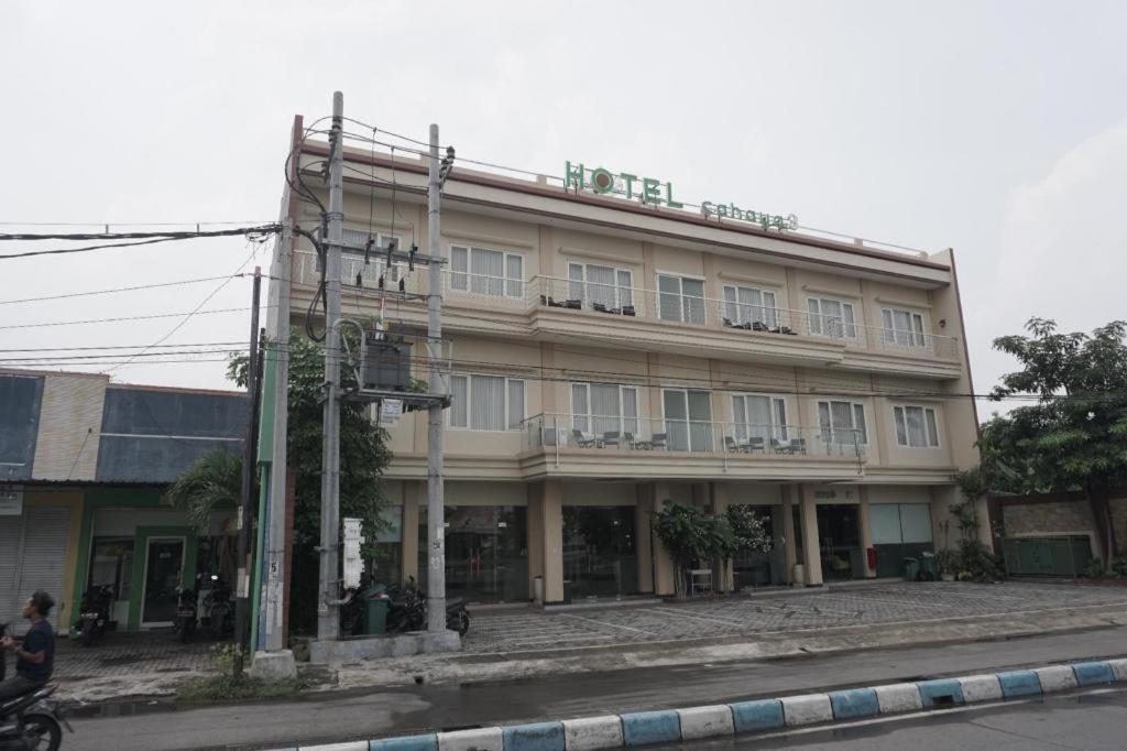 Hotel Cahaya 3 Airport Juanda 泗水 外观 照片